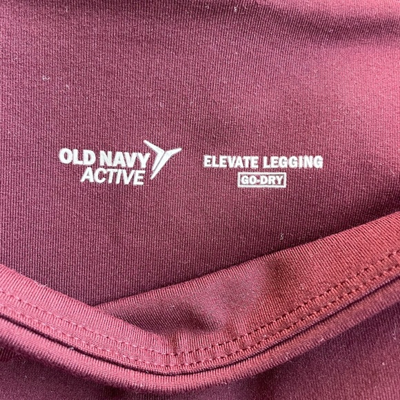 Old Navy Elevate Leggings Purple Capri Leggings with Mesh Size Large Petite - Picture 4 of 5